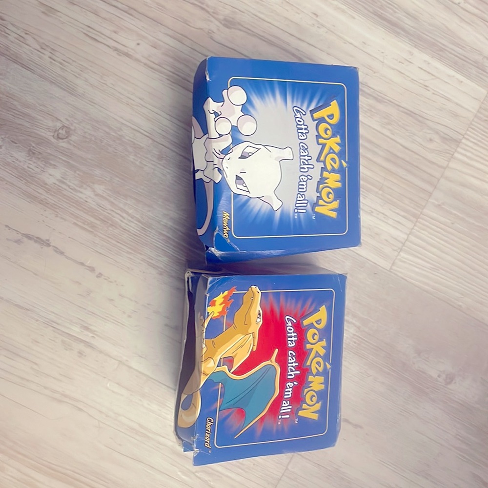 1999 pokemon 23k gold trading cards